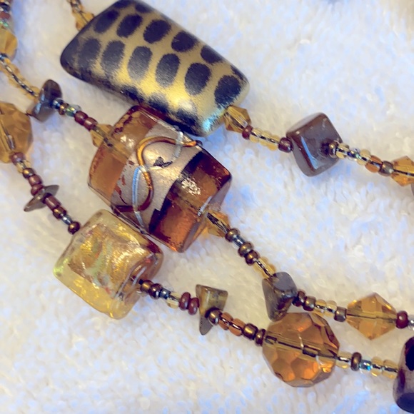 Fashion Jewelry Set - Necklace & Earrings - Picture 4 of 8